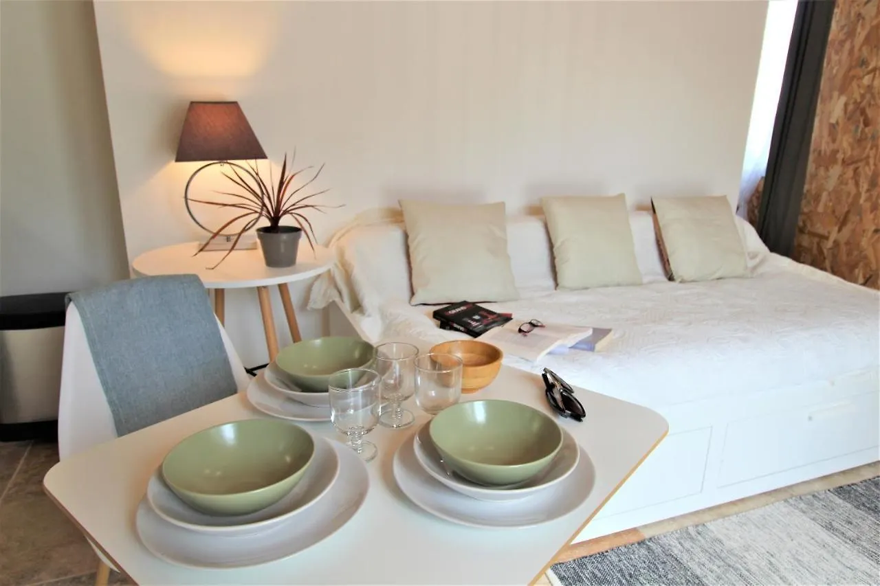 Les Bastidons De L'Isle - Le Saumane - 3 Etoiles Apartman