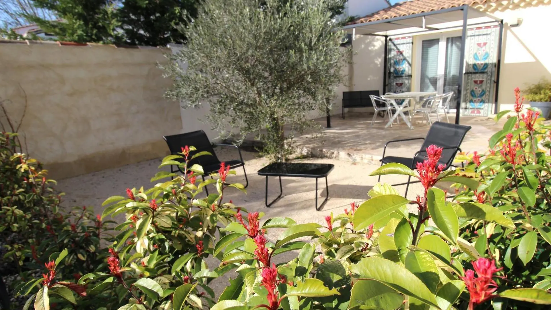 Les Bastidons De L'Isle - Le Saumane - 3 Etoiles Apartman